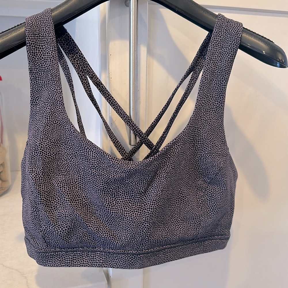 Lululemon sports bra size 8